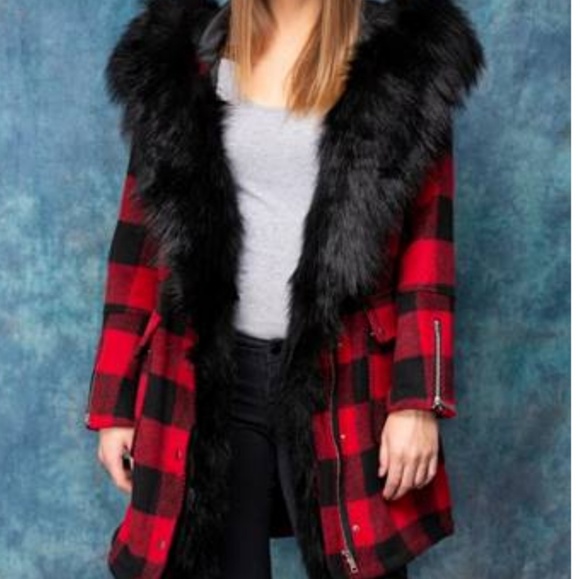 ❤LAST 1❤ ☃️❄Plaid Coat with Fur❄☃️ - Picture 2 of 4